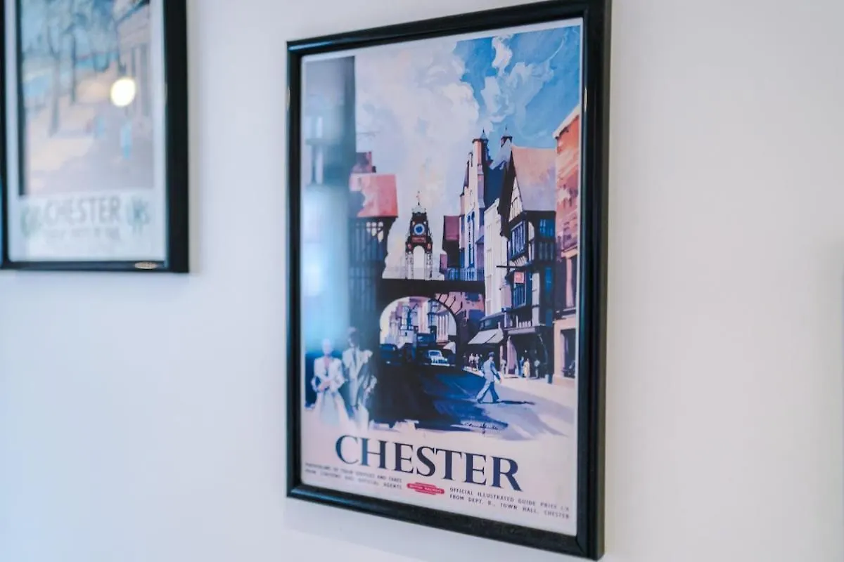 Comfy & Convenient 2Br Apartment Near Chester