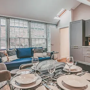 63 Rows City Centre B By Rework Apartment