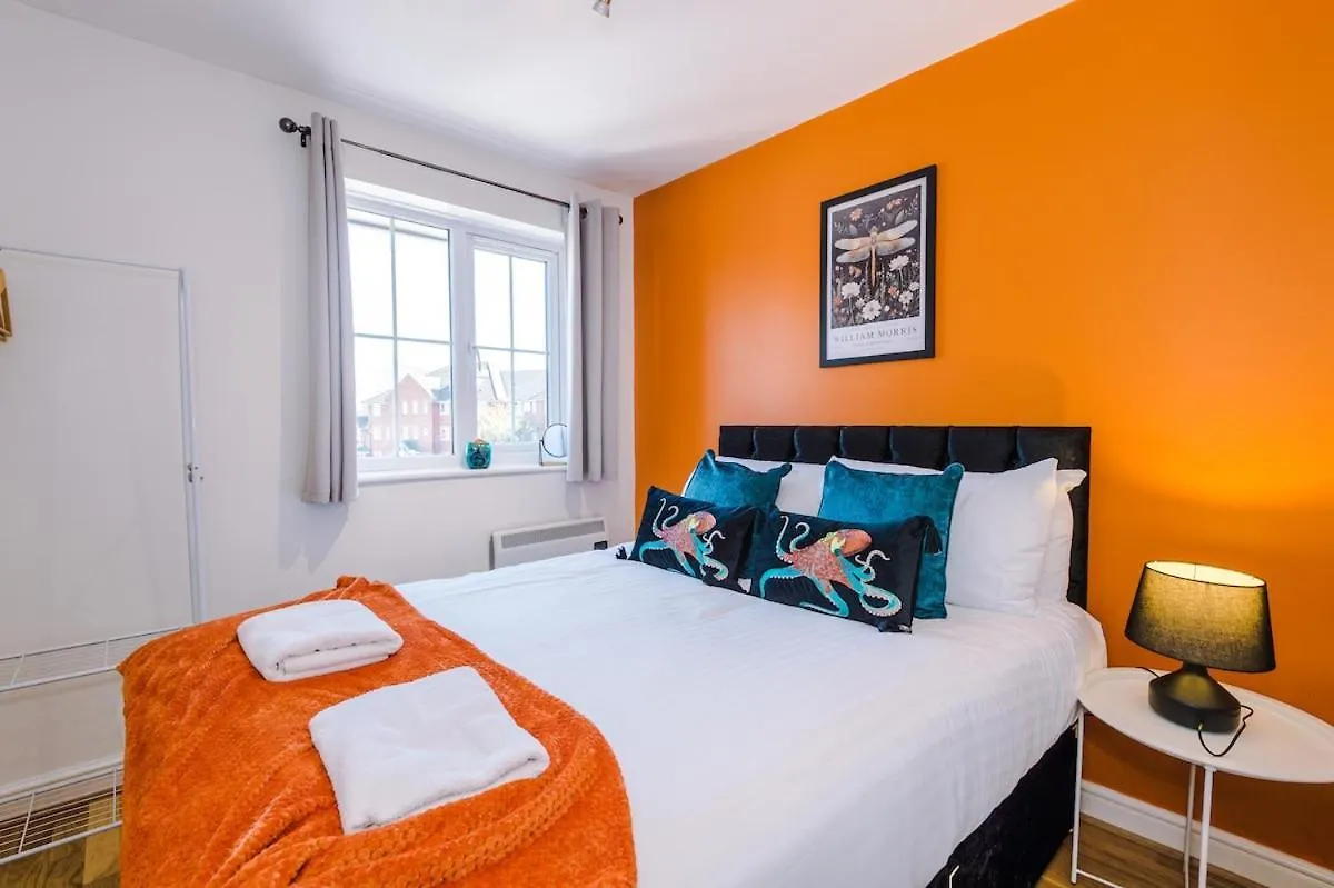 Comfy & Convenient 2Br Apartment Near Chester